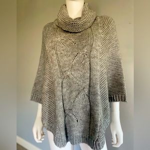 Cozy Knit Poncho- grey